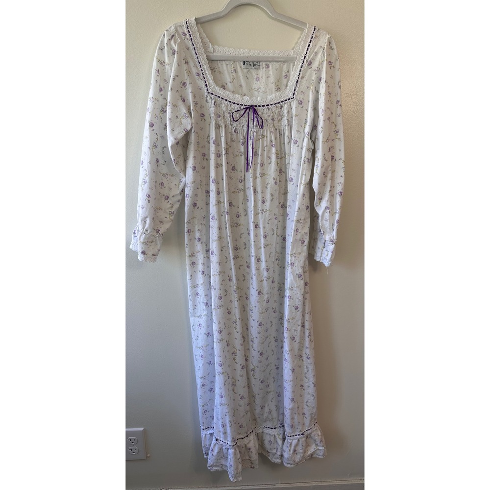 The 1 for U Martha Long Sleeve Nightgown White Purple Lace Trim Victorian 
Large